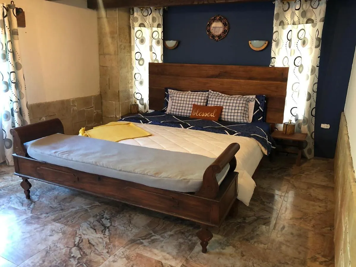 Willa Casa 929 Quito 0*,  Ekwador